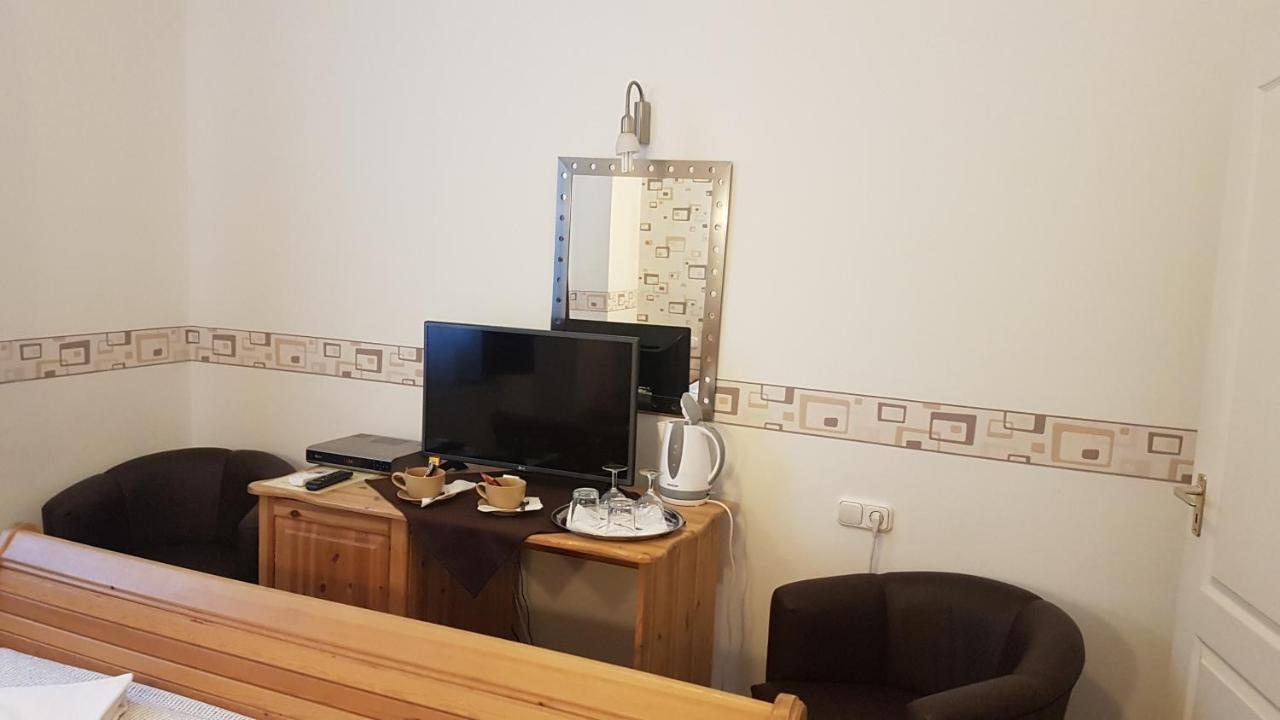 The Corner House Panzio Ξενοδοχείο Tata Εξωτερικό φωτογραφία